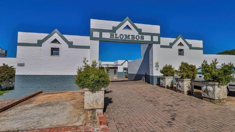 3 Bedroom Property for Sale in Stilbaai Wes Western Cape